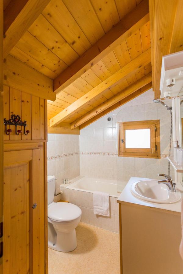 Simply Morzine - Chalet Carving Exterior photo